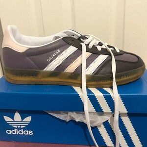 NEW Adidas Gazelle Indoor sneakers size 5.5